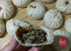 Illustration of how to make wasp vegetable and meat buns 16