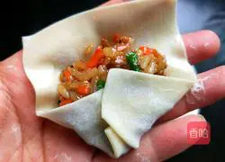 Illustration of how to make wonton skin and shaomai pancakes 17