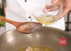 Secrets of delicious soup, illustrations of how to make spinach in soup that is so fresh that you can finish it in one go