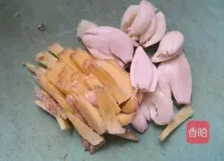 Illustration of braised pork ribs with mushrooms and fungus 5