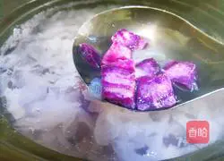 Illustration of how to make purple sweet potato and white fungus soup 5