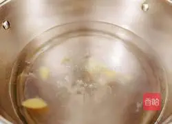 Illustration of how to make pig skin tomato soup 7