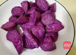 Purple Sweet Potato Whole Wheat Nutritional Rolls Recipe Illustration 1