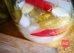 Illustration of how to make spicy and sour pickled radish 2