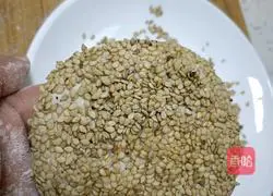 Illustration of how to make bean paste noodles 10