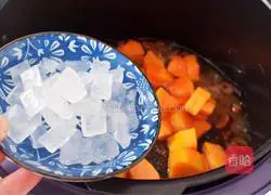 Illustration of how to make papaya and white fungus nourishing soup 13