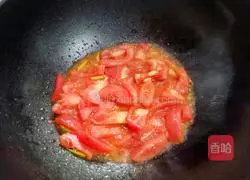 Illustration of how to make tomato, mushroom and tofu soup 7
