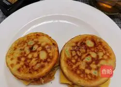 Cheese Egg Burger Recipe Illustration 7