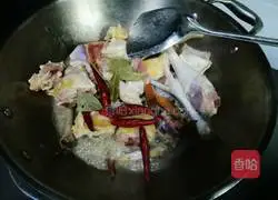 Illustration of how to cook chicken soup 5