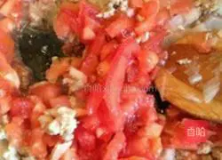 Illustration of how to make tomato meat sauce pasta 6