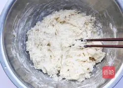 Illustration of how to make scallion pancakes 8