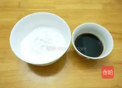 Illustration of how to make pearl milk tea 1
