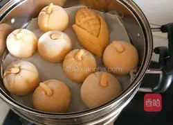 Illustration of how to make carrot steamed buns 5