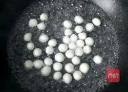 Illustration of how to make brown sugar, red bean and glutinous rice balls 9