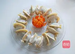 Illustration of how to make fried egg dumplings during the Lantern Festival on the 15th day of the first lunar month 1