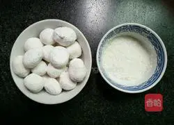 Illustration of how to make sweet glutinous rice balls 1