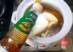 Illustration of how to make health-preserving native chicken and yam soup 5