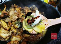 Illustration of chicken stewed with potatoes 13