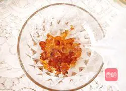 Illustration of how to make fruit Tremella fishing 3