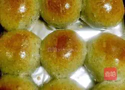 Illustration of how to make black sesame snack buns 9