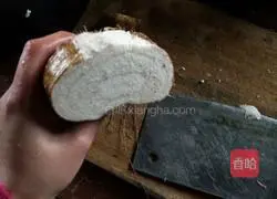 Illustration of the recipe of kudzu braised pork ribs 2