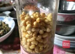 Illustration of how to make soy milk 2