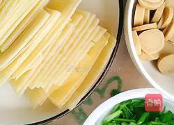 Illustration of how to make homemade cold noodles 1