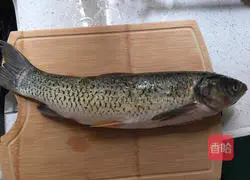 Illustration of how to make fish balls 1