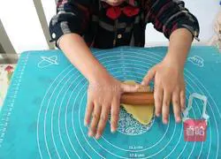 Illustration of how to make crispy biscuits 8