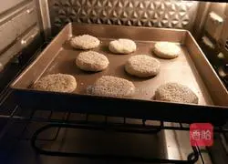 Illustration of how to make crispy sesame sugar biscuits 19