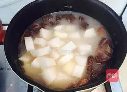 White radish and pork lung soup recipe 8