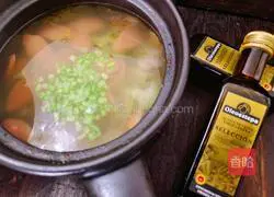 Illustration of how to make ham and loofah soup 9