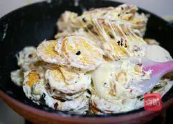 Snowflake Crisps (New Year Snacks) Recipe Illustration 9