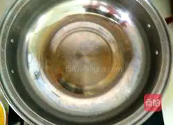 Illustration of how to make leek and egg dumplings 4