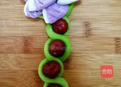 Illustration of How to Make Wealth and Flowers Bloom 12