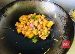 Pineapple Sweet and Sour Pork Recipe Illustration 6