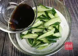 #Hebei cuisine#Recipe illustration of refreshing cucumber 4