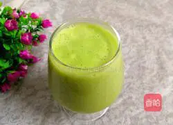 Yakult Snow Pear and Cucumber Juice Recipe Illustration 9