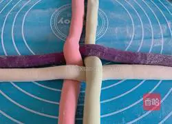 How to make hydrangea steamed buns 3