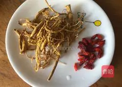 Cordyceps, flower, ginseng and chicken soup recipe 3