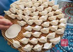 Illustration of how to make kohlrabi meat dumplings 14