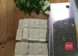Illustration of how to make Baibei Tofu Soup 1