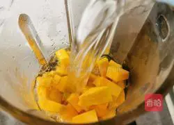 Illustration of how to make pumpkin rice soup 4