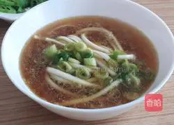 Illustration of Japanese style enoki mushroom okra cold noodles 12