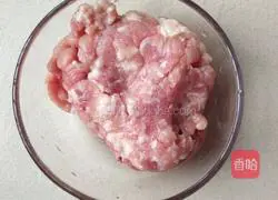 Illustration of how to make a large plate of dumplings 3