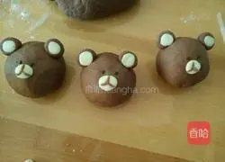 Illustration of how to make cartoon cocoa steamed buns 21