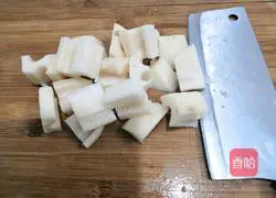 Illustration of making red date and lotus root soup 5 