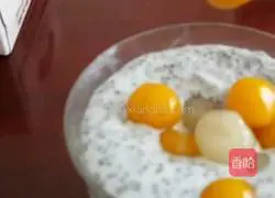 Illustration of how to make chia seeds, coconut milk, pumpkin and taro balls 9