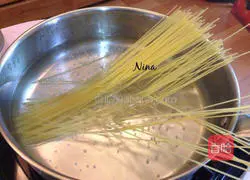  Illustration of how to make beef tomato sauce pasta 1