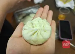 Illustration of how to make steamed buns 9